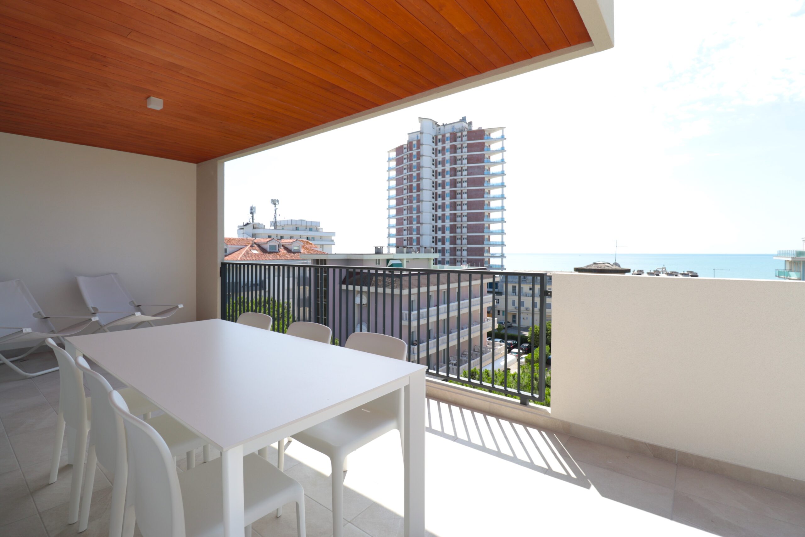 Astra Palace 501